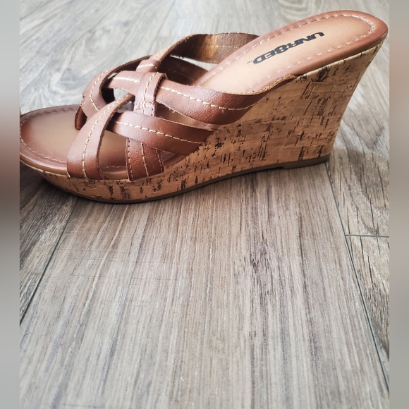 Unr8ted Wedge Sandals - Picture 3 of 7
